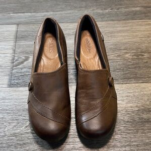 Keen Brown Leather Women's Shoes clogs size 8 (s206)